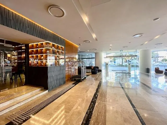 Oracle 2 1907 Apartment Gold Coast