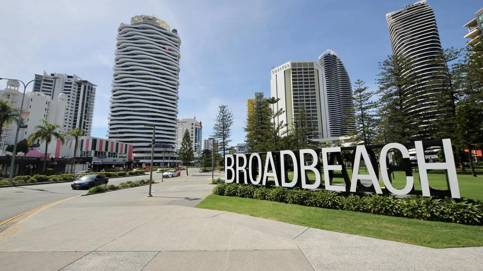 Oracle 2 1907 Apartment Gold Coast